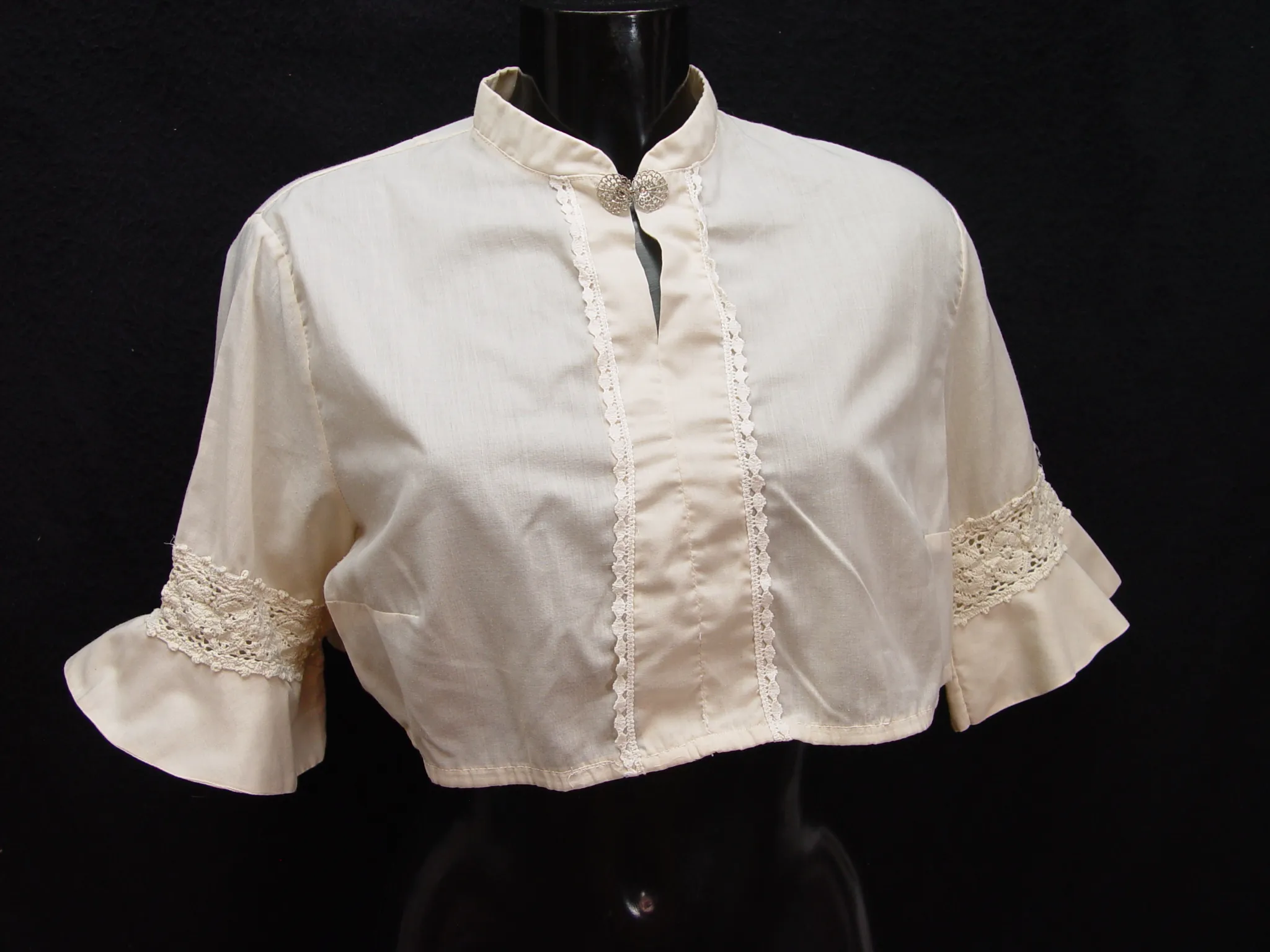 Gr.44 Dirndlbluse Bluse für Dirndl mit Stehkragen Trachtenbluse B4630