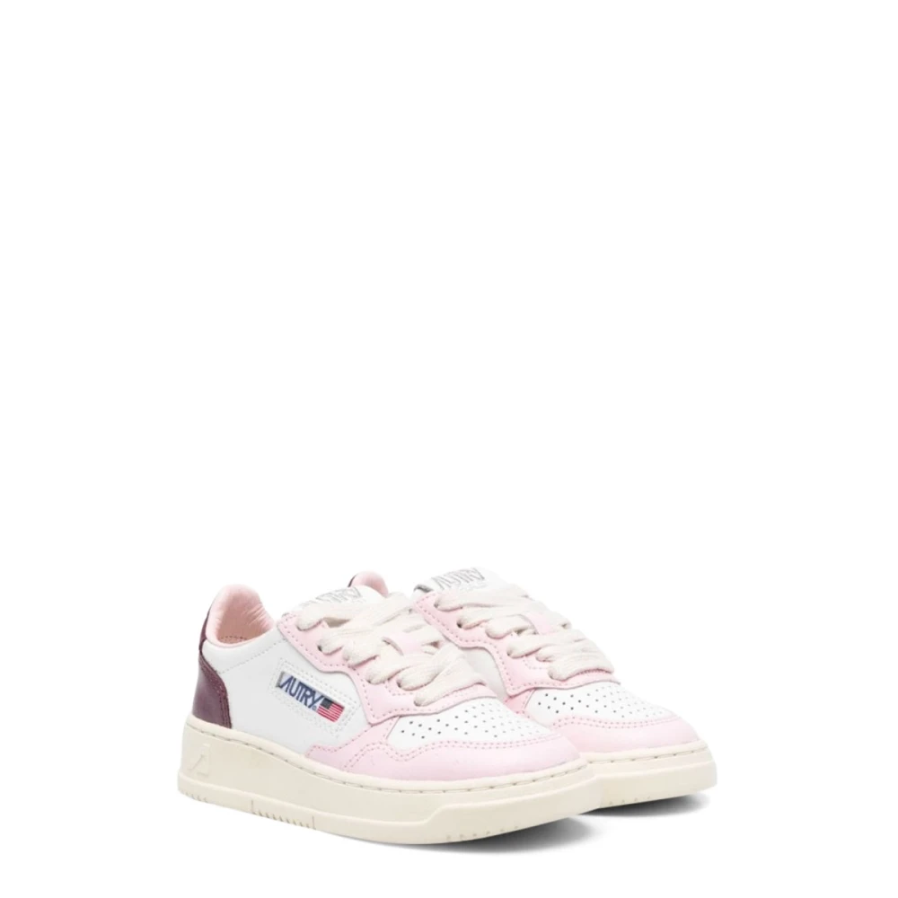 Niedrige Medalist Sneakers - Hergestellt in Indonesien