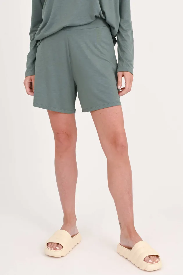 Shorts in Oliv