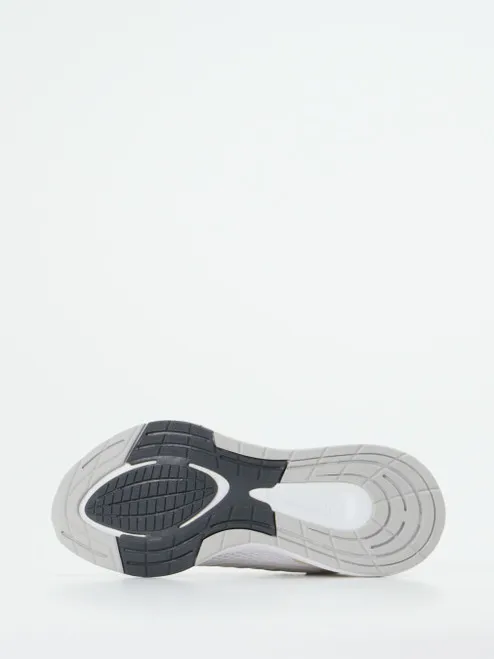 Sneaker-81657990370
