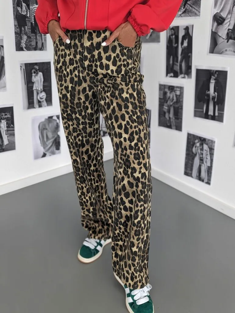 WIDE LEG Jeans FELINE